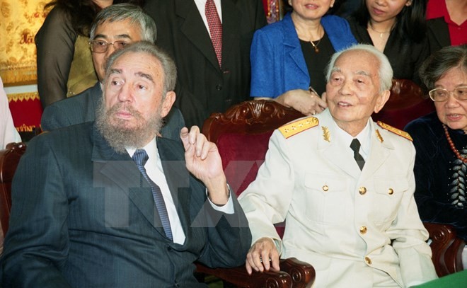 Fidel Castro-a great friend of Vietnamese people - ảnh 1